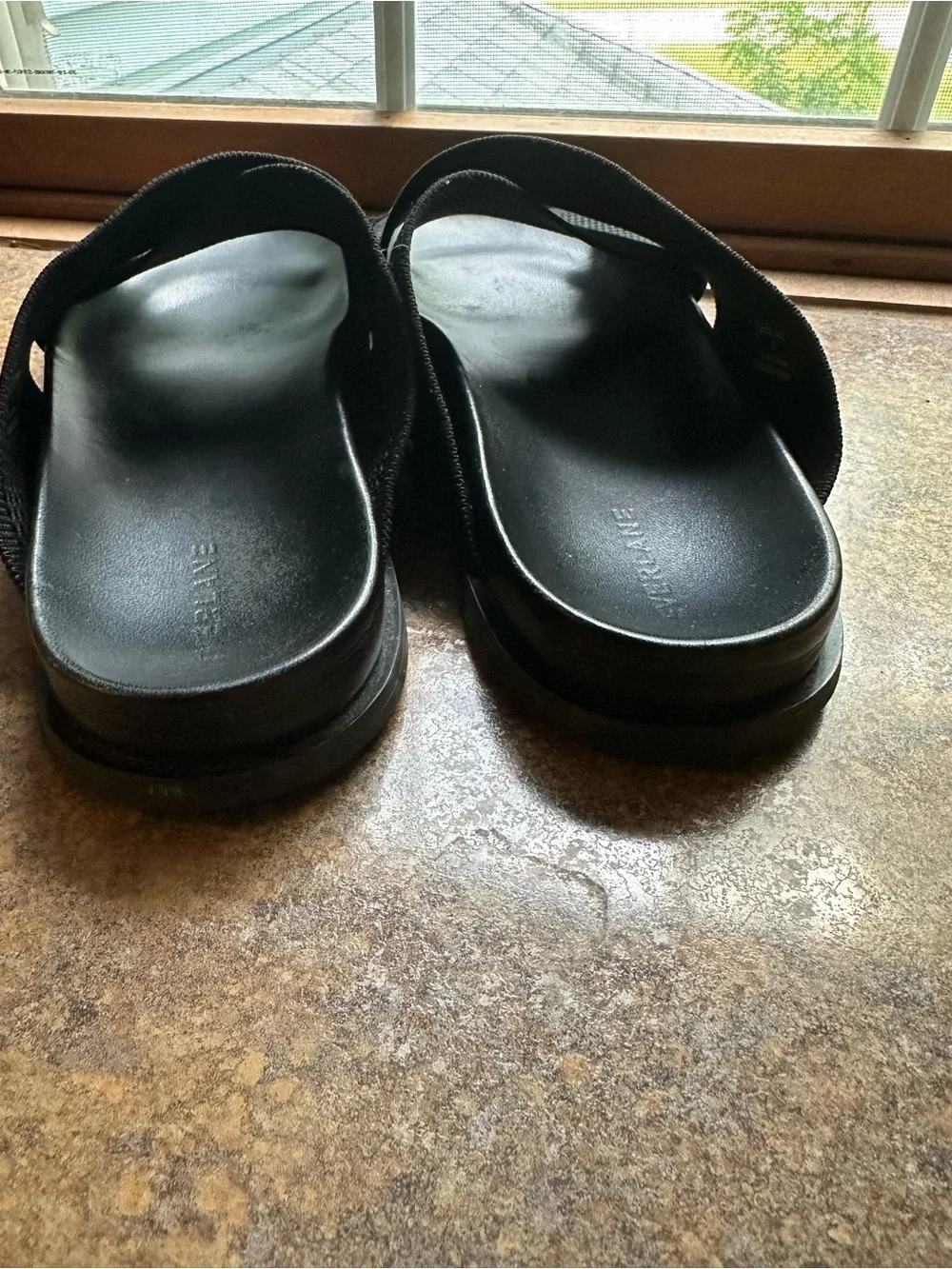 Everlane reknit form crossover sandals - Picture 5 of 6